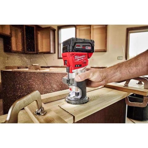 Milwaukee M18 Compact Router