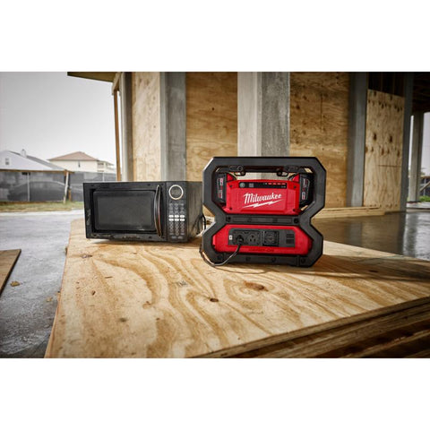 Milwaukee Carry-On Lithium-Ion Power Supply, 120 V, 15 Ah