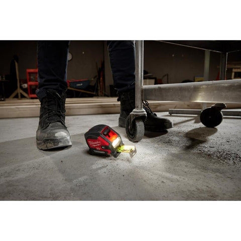 Milwaukee 25' Tape Measure/LED