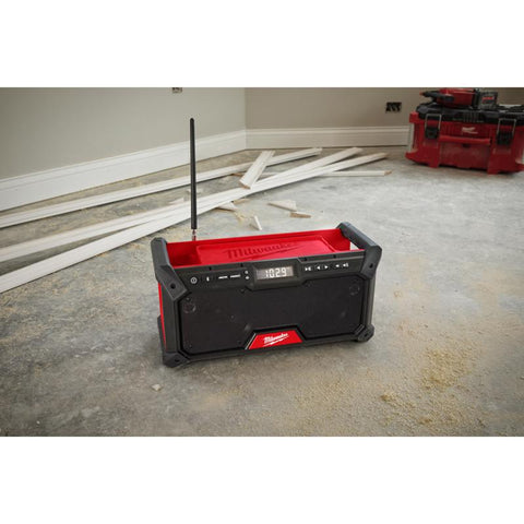 Milwaukee M18 BT Jobsite Radio