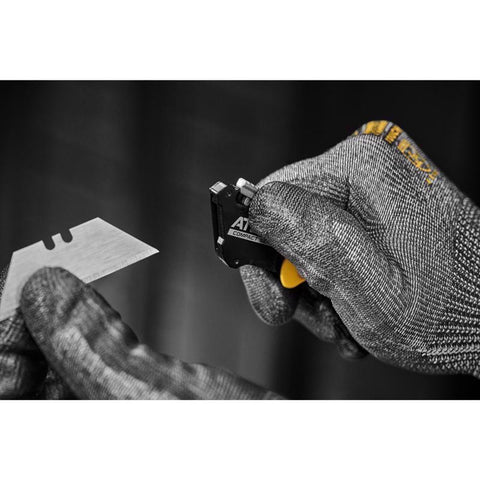DeWalt Folding Utility Knife