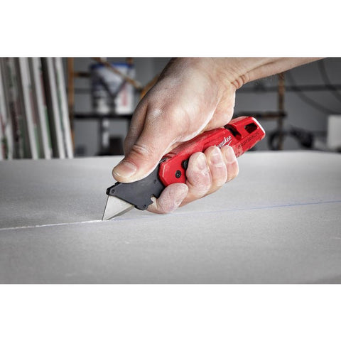 Milwaukee Fastback Press and Flip Utility Knife, 6-3/4"