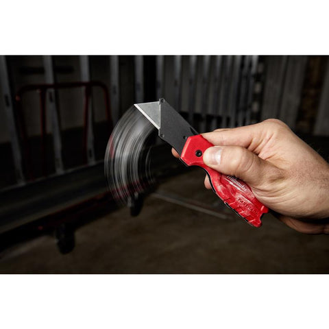 Milwaukee Fastback Compact Utility Knife, Red, 6-1/2 inch