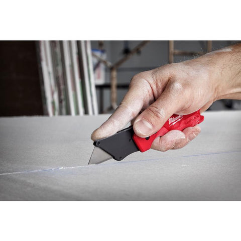 Milwaukee Fastback Compact Utility Knife, Red, 6-1/2 inch