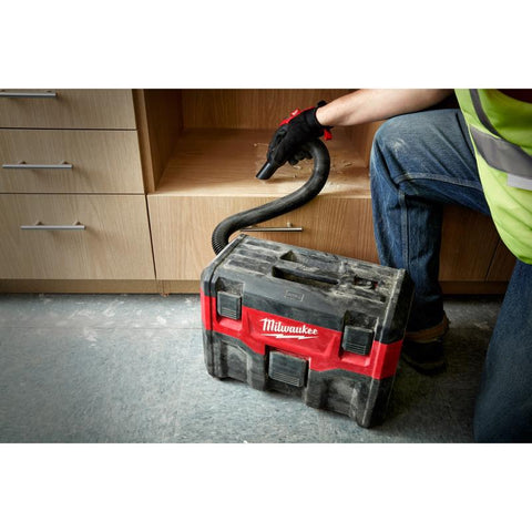 Milwaukee Cordless Wet/Dry Vacuum, 18 Volt