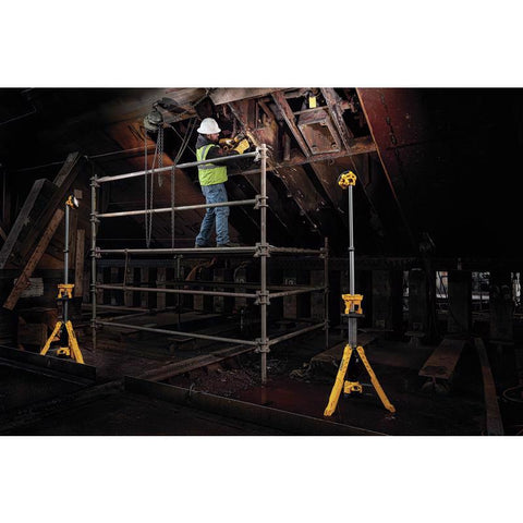DeWalt 20V MAX Work Light With Tripod, 3000-Lumen