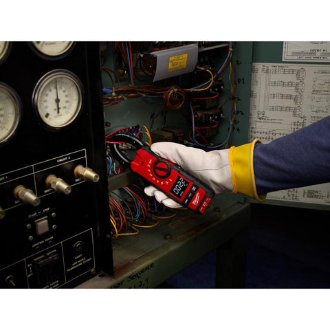 Milwaukee Digital Clamp Meter