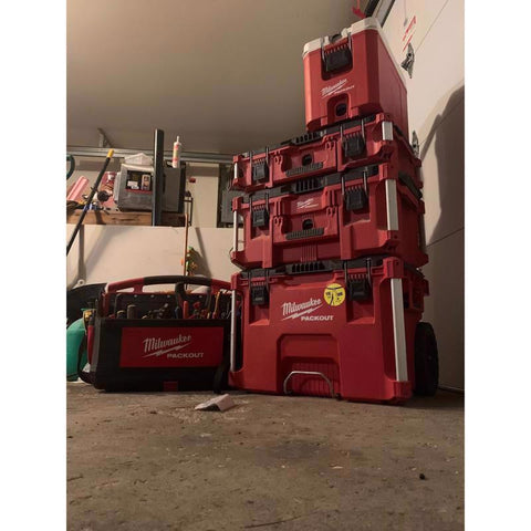 Milwaukee Packout Reusable Cooler, Plastic